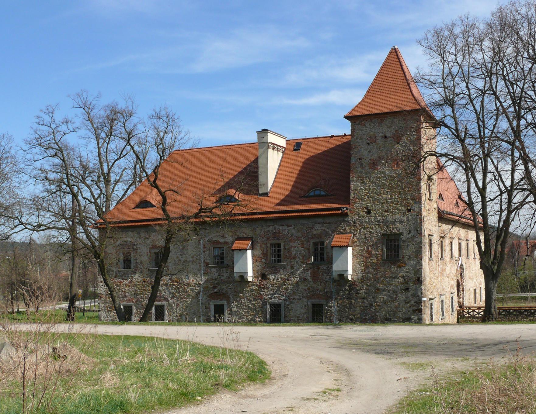 Dwór Czarne w Jeleniej Górze